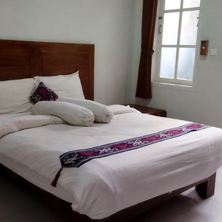 Nusantara Hotel Syariah Джепара Экстерьер фото