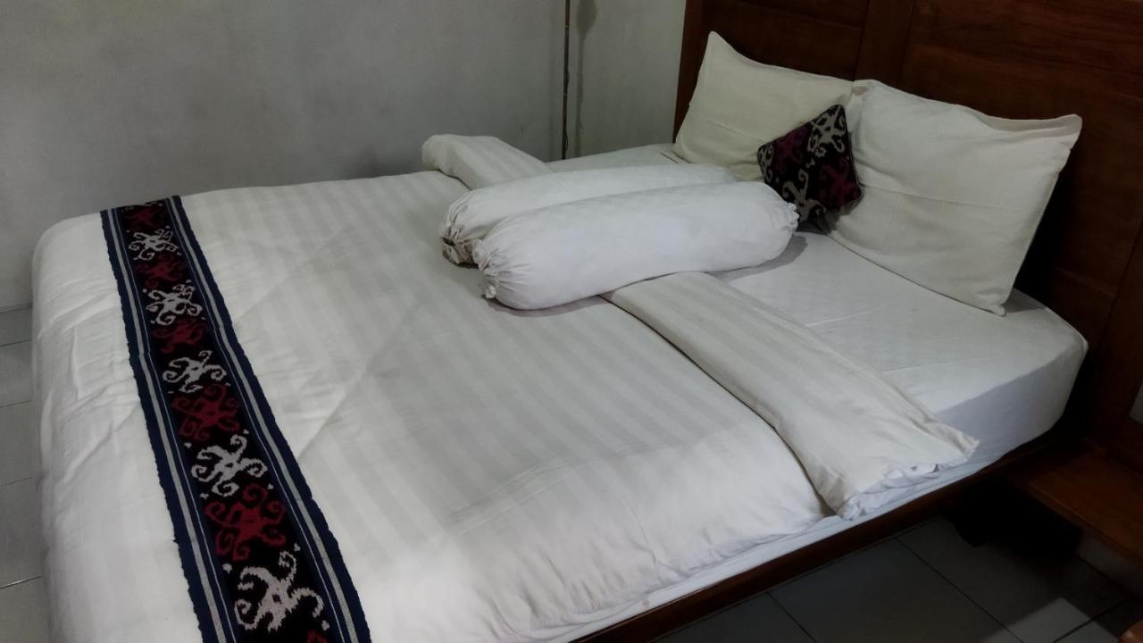 Nusantara Hotel Syariah Джепара Экстерьер фото