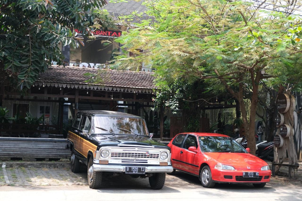 Nusantara Hotel Syariah Джепара Экстерьер фото