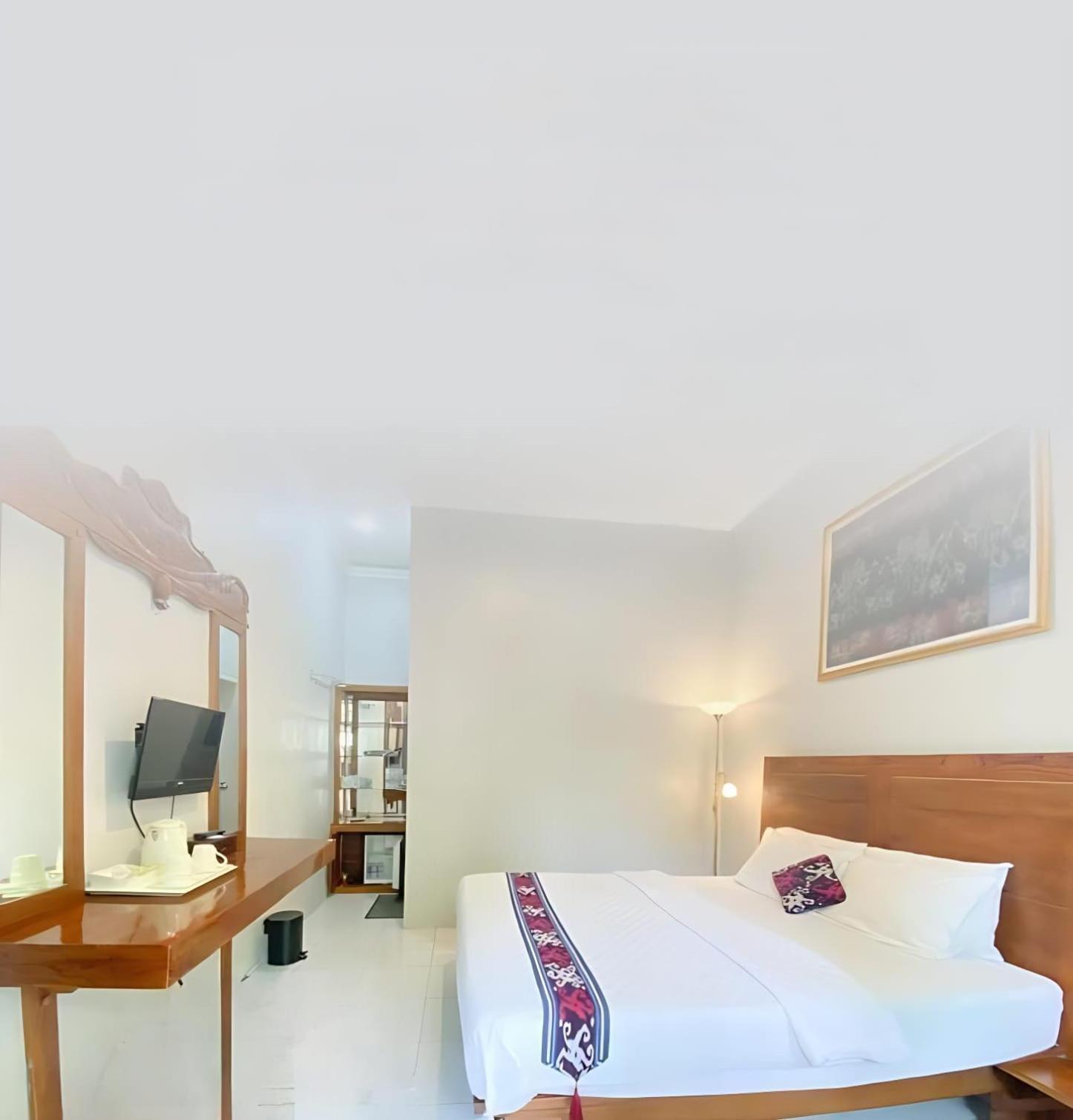 Nusantara Hotel Syariah Джепара Экстерьер фото